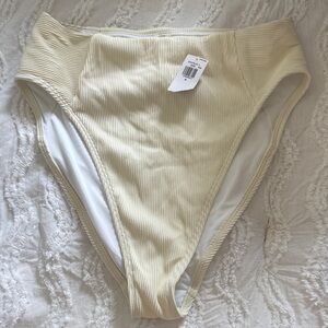 Old Navy Ribbed High-Waist women bikini Bottoms in off white!